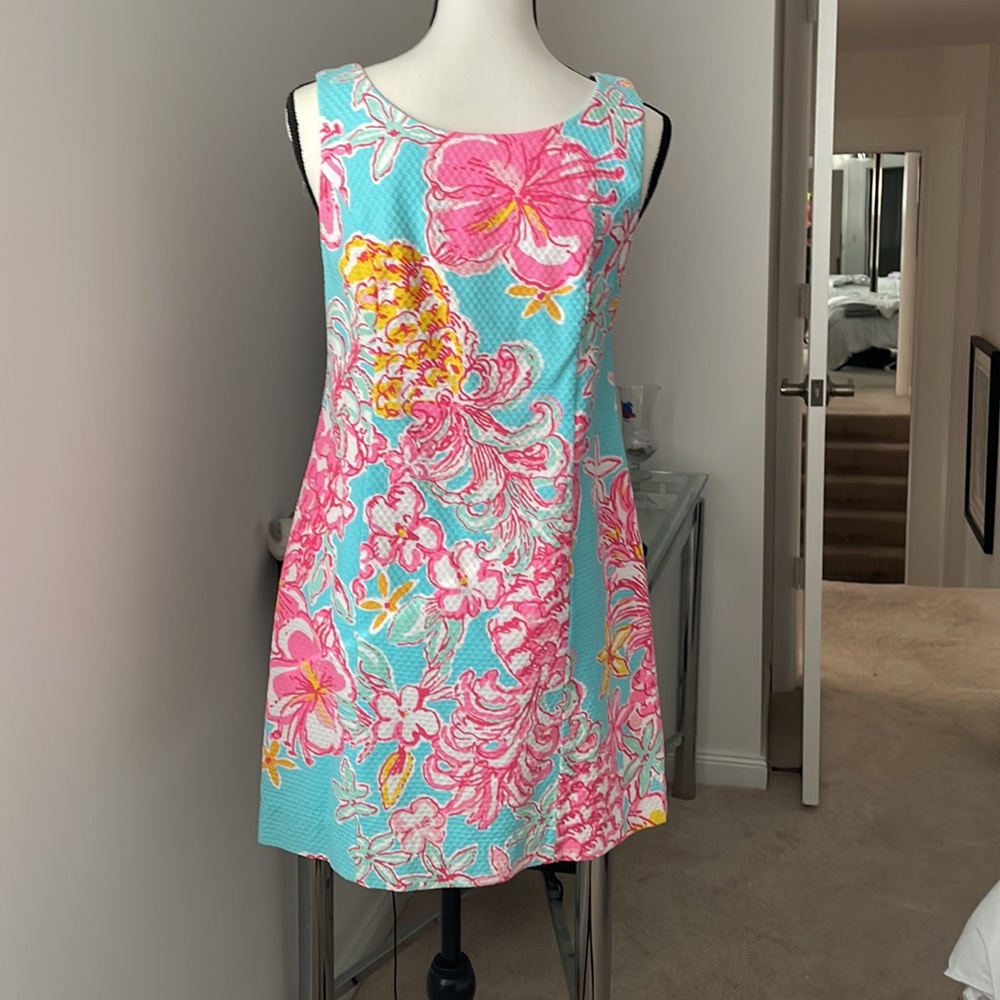 Lilly Pulitzer - Picture 3 of 5